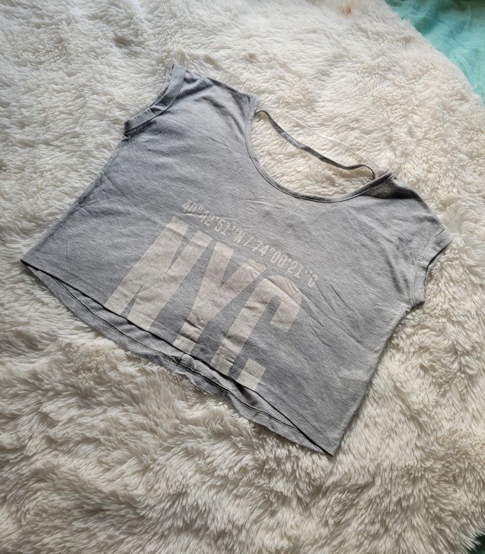 🌺 Crop top Jennyfer 🌺 Taille M - photo numéro 2