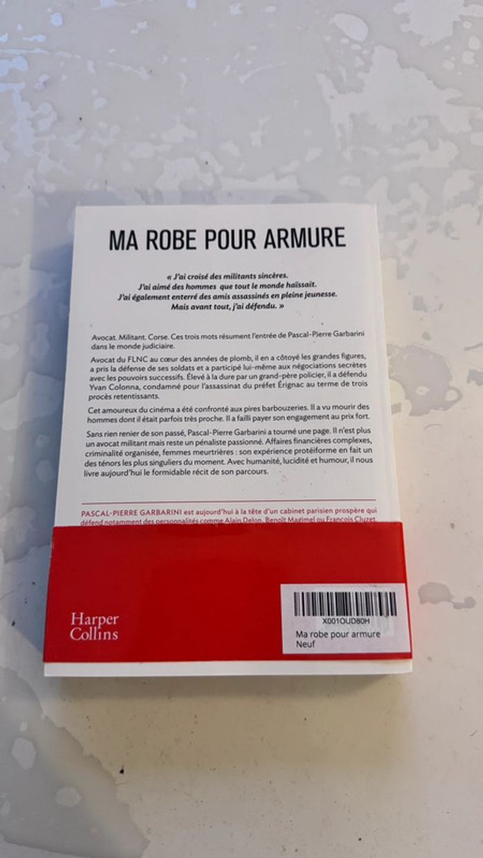 “Ma robe pour armure” - Une histoire corse captivante (État neuf) - photo numéro 3