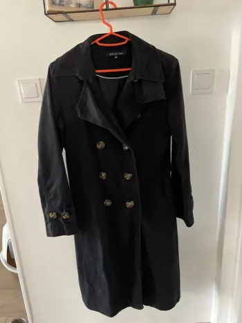 Trench noir