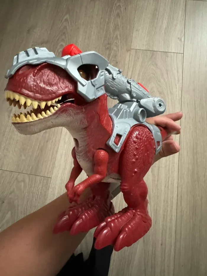 2 dinosaures combat - photo numéro 7
