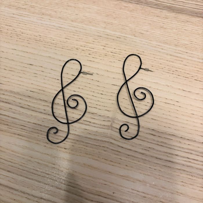 Boucles d’oreilles note de musique • noir 🌿
