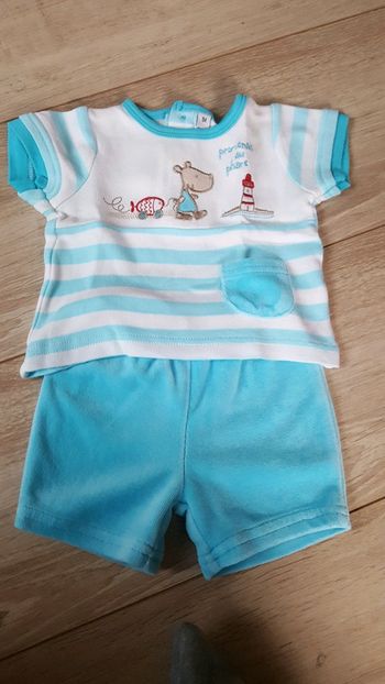 ensemble tee shirt et short 1mois