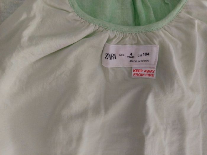 Robe Zara  4 ans - photo numéro 4