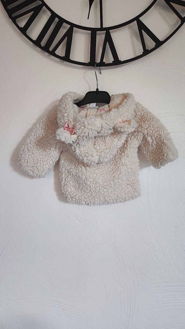 Manteau blanc Minnie 3 mois - photo numéro 2