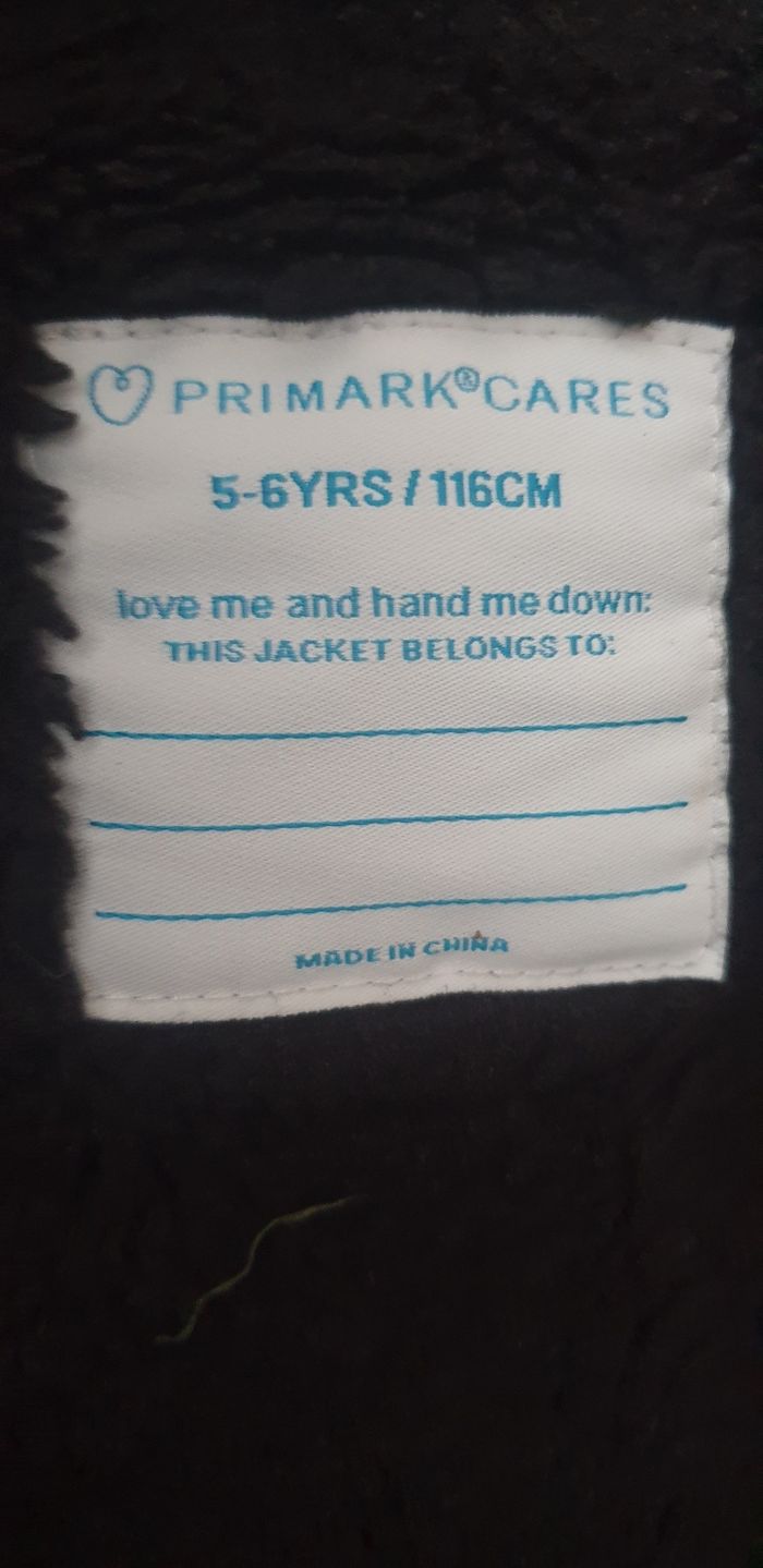 Manteau à capuche primark 5/6 ans - photo numéro 4