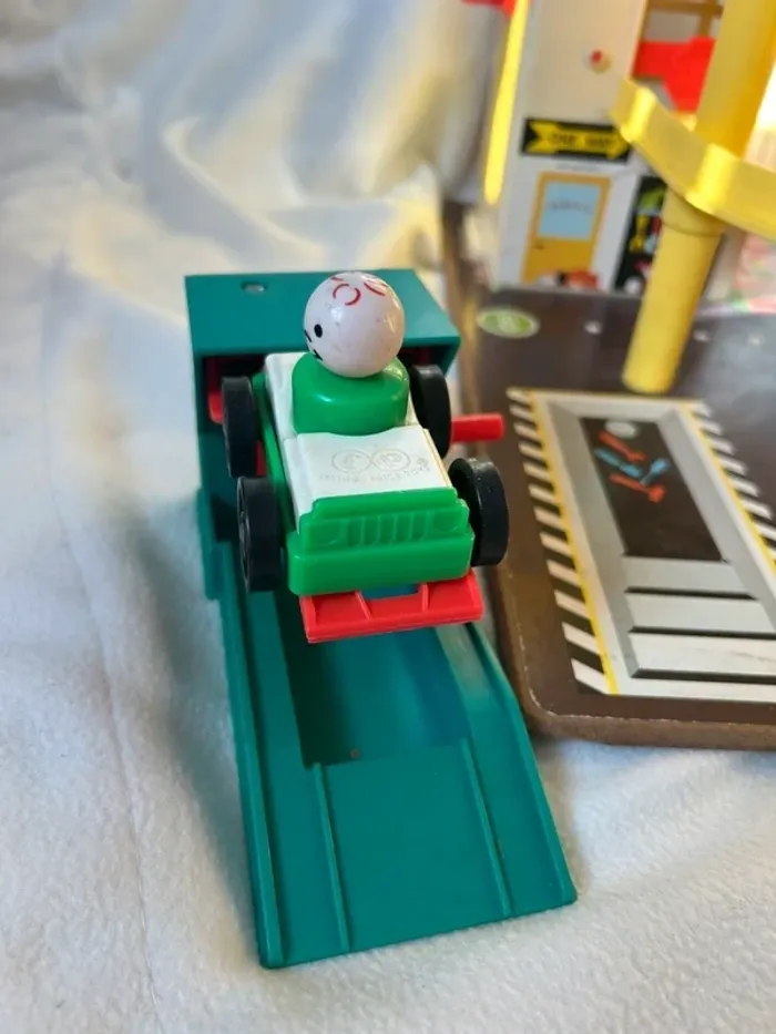 Garage Fisher Price vintage 930 – complet avec boîte - photo numéro 6