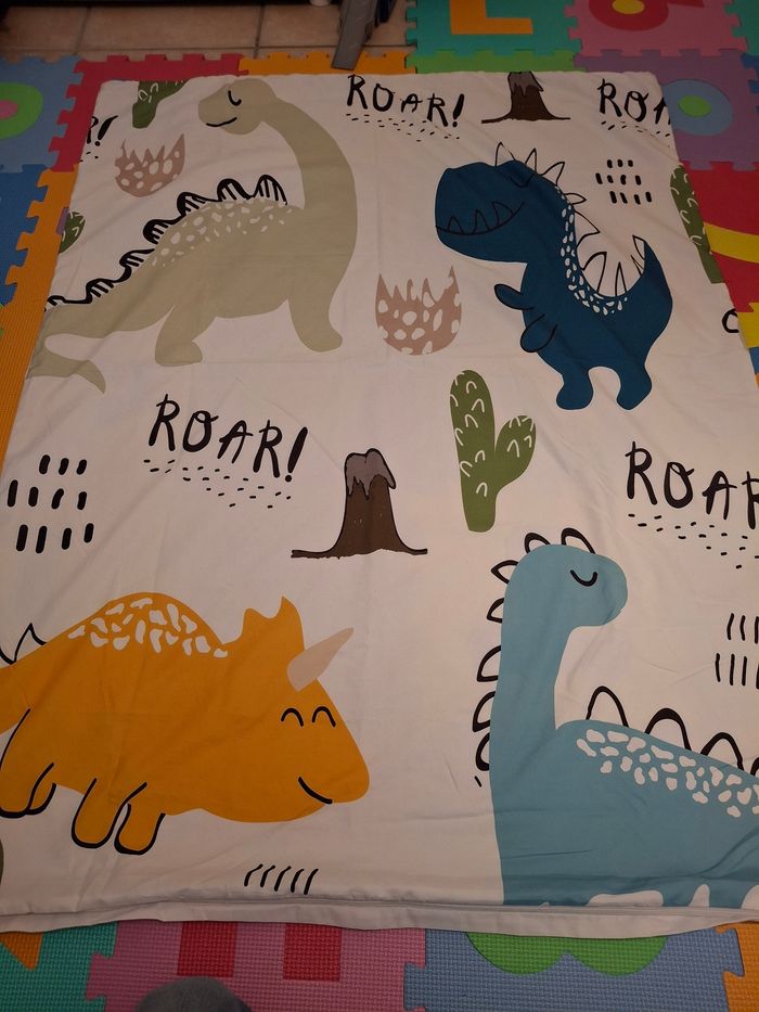 Lot de 4 housses de couette,  2 draps housse, 2 alèses,  couette - photo numéro 4