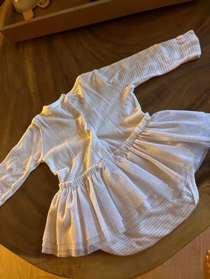 Robe Bodie tulles 6 mois - photo numéro 3