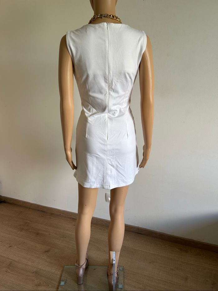 Robe blanche rouge et argentée sans manches Rinascimento taille S TBE - photo numéro 6