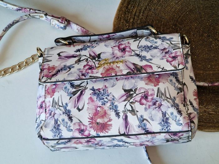 Sac à main guess - photo numéro 2