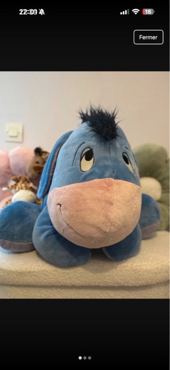 Lot peluches + figurines Disney réservé