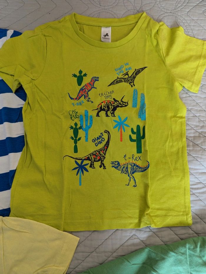 Lot de 4 tee shirts - photo numéro 5