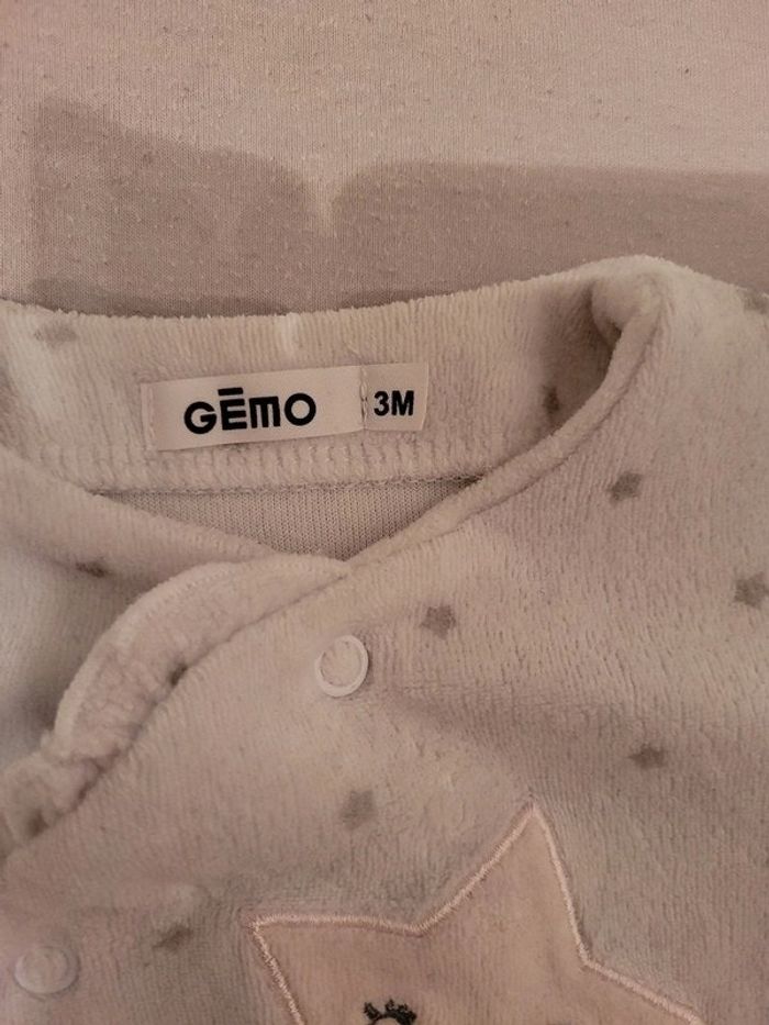 Pyjama 3 mois - photo numéro 2