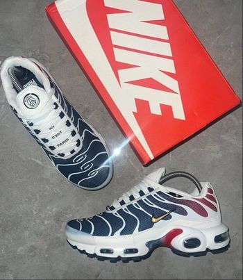 Nike tn psg 37