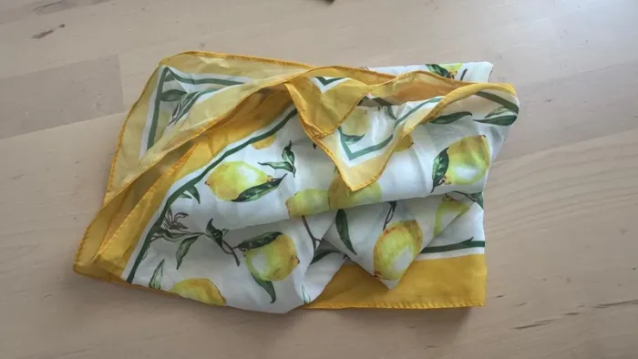 Lot pochettes + foulard - photo numéro 4