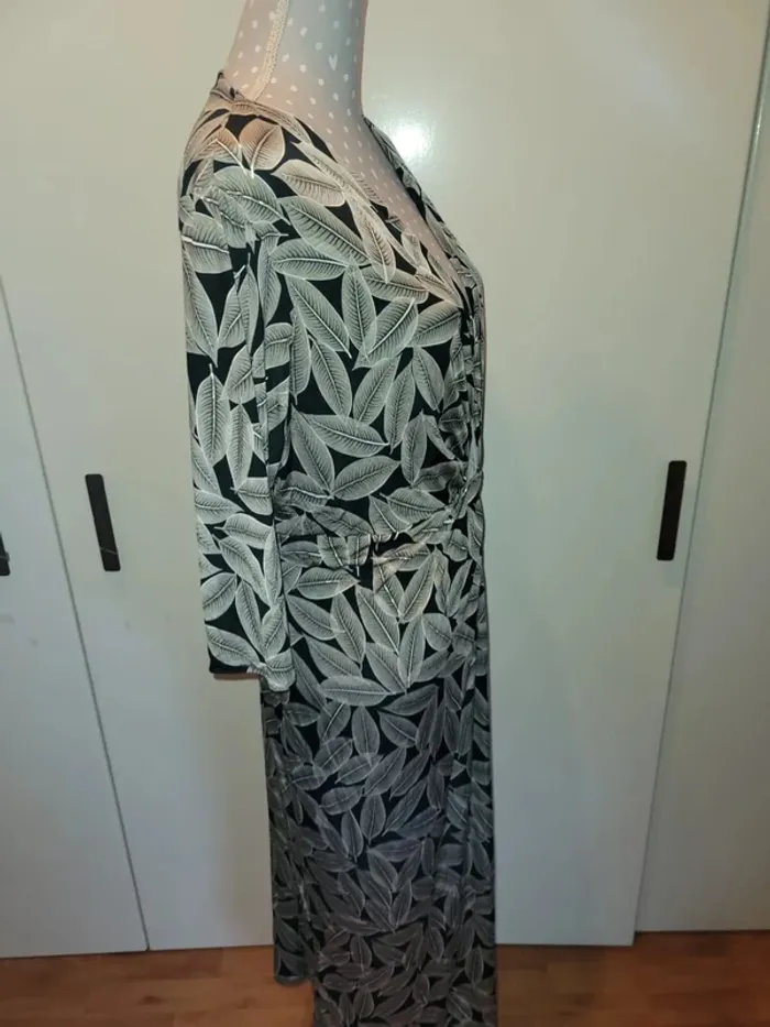 Robe légère et fluide originale - photo numéro 6