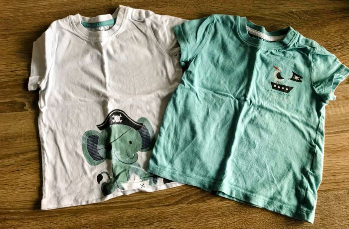 Lot tee shirts - photo numéro 2