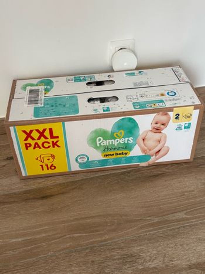 Couche Pampers harmonie taille 2 neuf