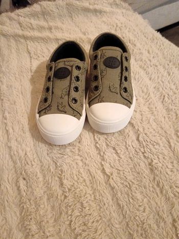 Chaussures dinosaures