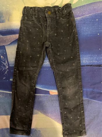 Kiabi : pantalon fille en velours taille 4 ans
