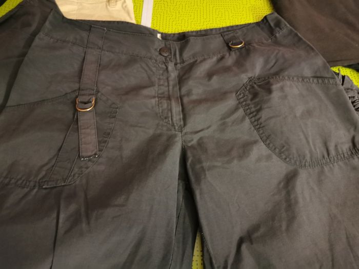 Pantacourt 2 poches, bouton et fermeture, galon en bas - photo numéro 3