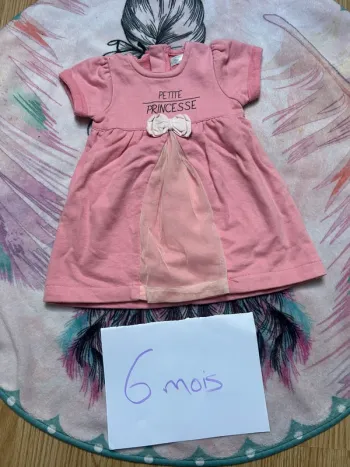 Robe rose