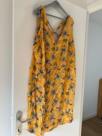Robe Jaune