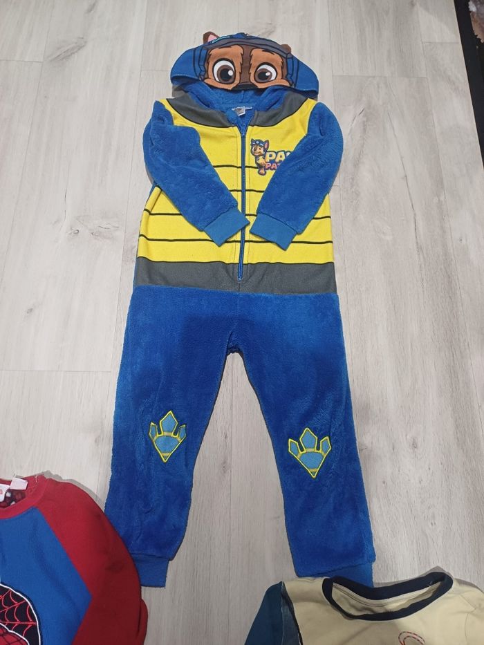 Lot de 3 pyjamas garcon 4 ans tbe - photo numéro 3
