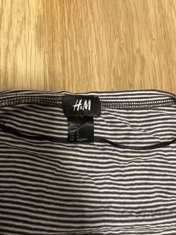T shirt H&M - photo numéro 2