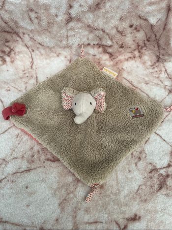 Doudou plat éléphant Les Papoum beige orange Moulin Roty