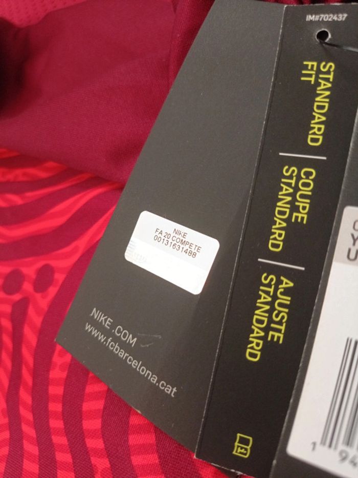 Maillot de foot FC Barcelone, Nike Authentique Officiel taille enfant 6/8 ans, Neuf - photo numéro 8
