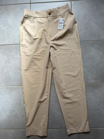 Pantalon beige taille 40 Kiabi