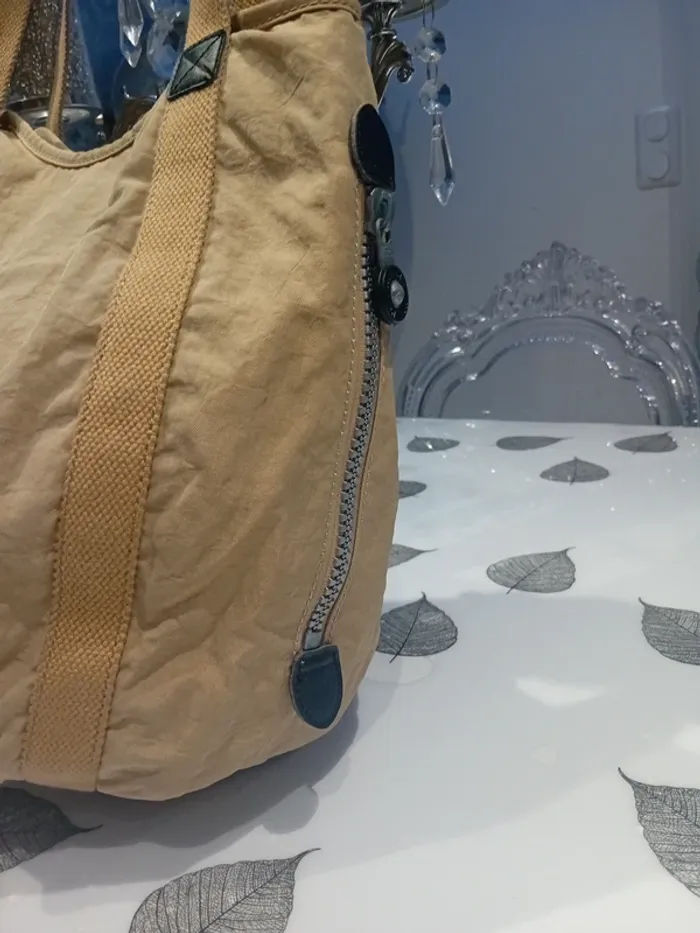 Sac porte épaule de la marque kipling - photo numéro 2