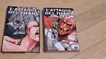 Lot de 2 manga l'attaque des titans