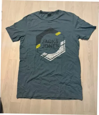 T-shirt M jack and Jones vert manches courtes très bon état
