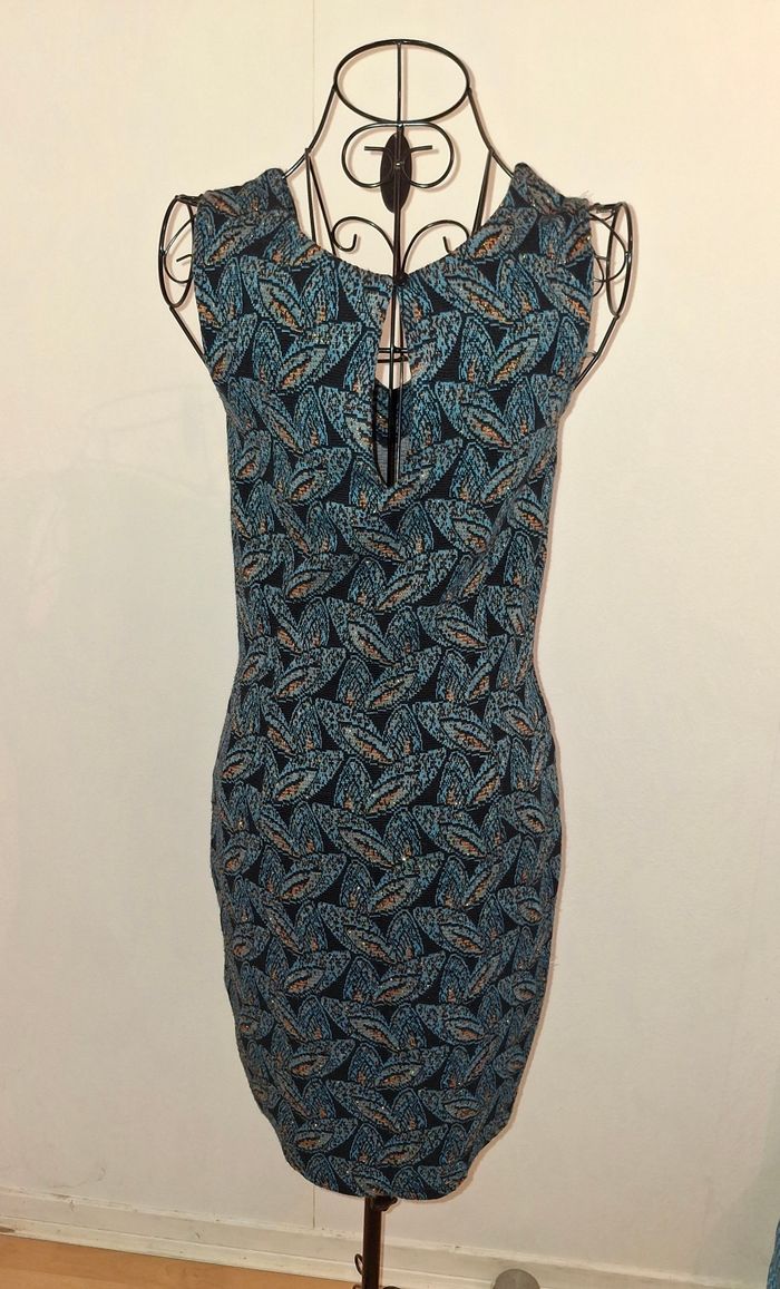 Robe  moulante xs - photo numéro 2