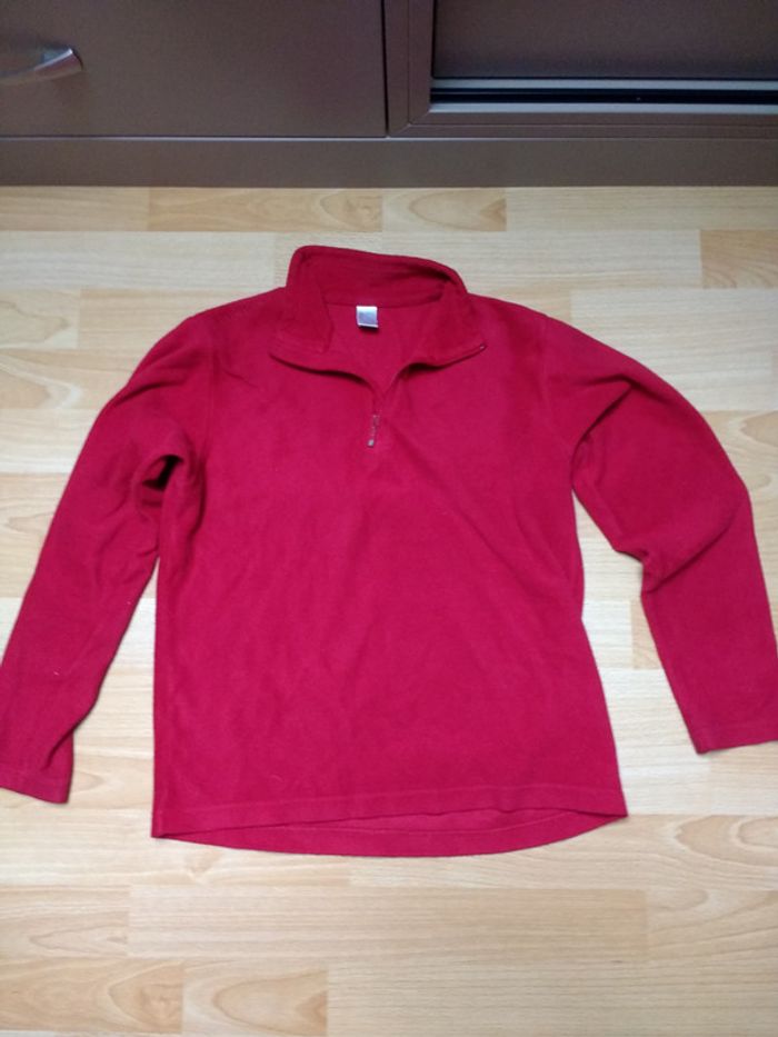 Pull polaire Quechua taille 12 ans