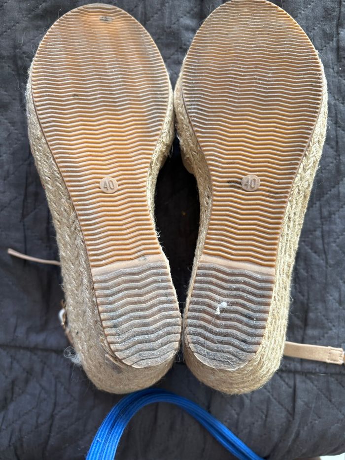 Sandales compensées beige - photo numéro 2