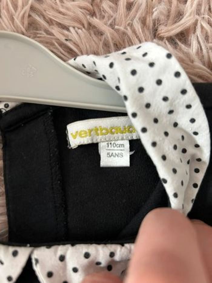 Robe noir à col blanc verbaudet taille 5 ans - photo numéro 2