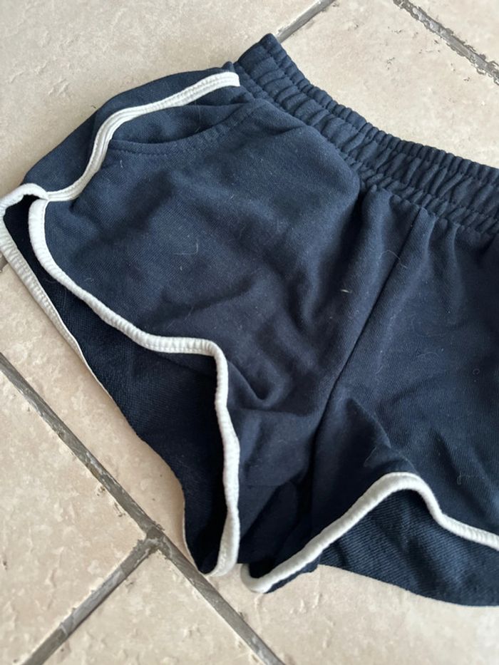 Short Kiabi 10 ans - photo numéro 2