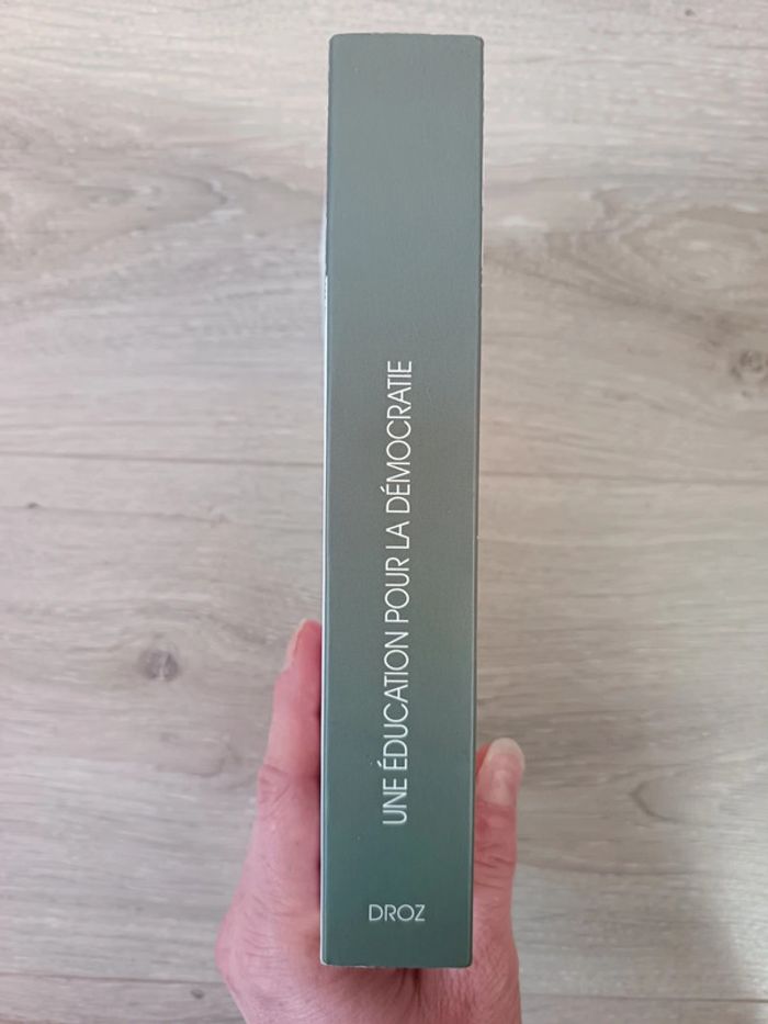 Une éducation pour la democratie Textes et projets de l'époque révolutionnaire Bronislaw Baczko - photo numéro 3