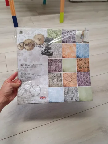 31 Feuilles scrapbooking 30.5x30.5 cm