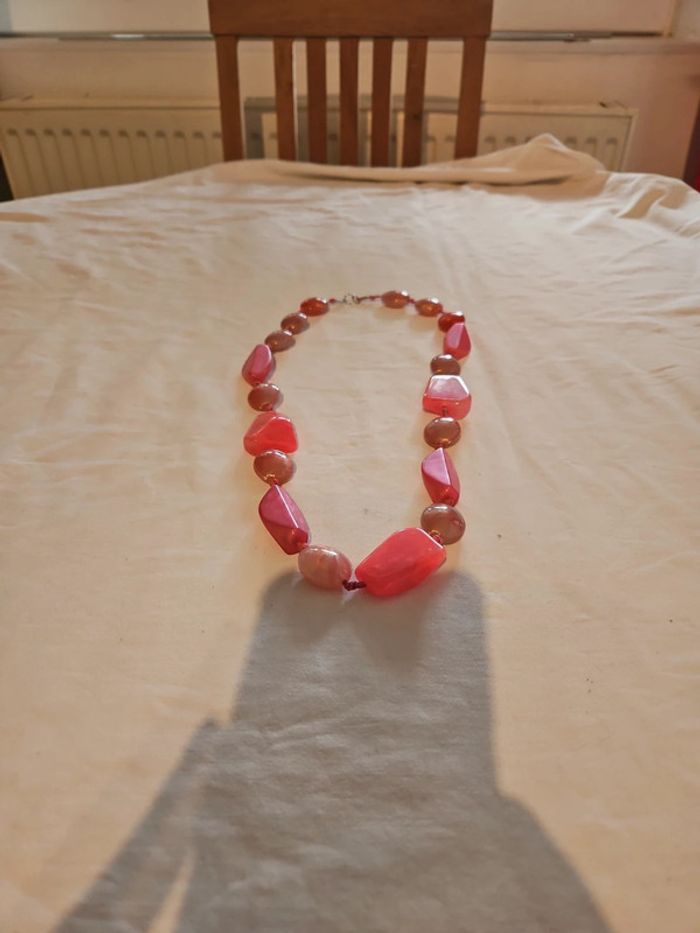 Grand collier rose