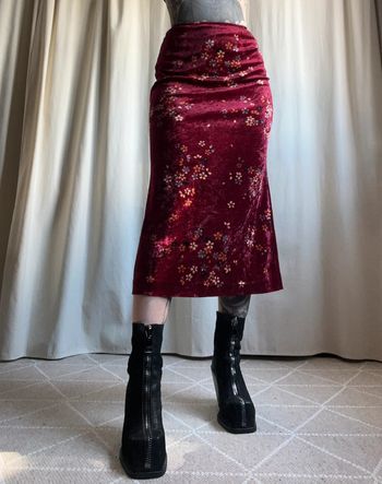 Jupe longue velours fleurs Whimsigoth Vampire vintage 90s - Taille S