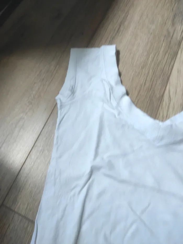 Débardeur épaules nues taille 38 - photo numéro 3