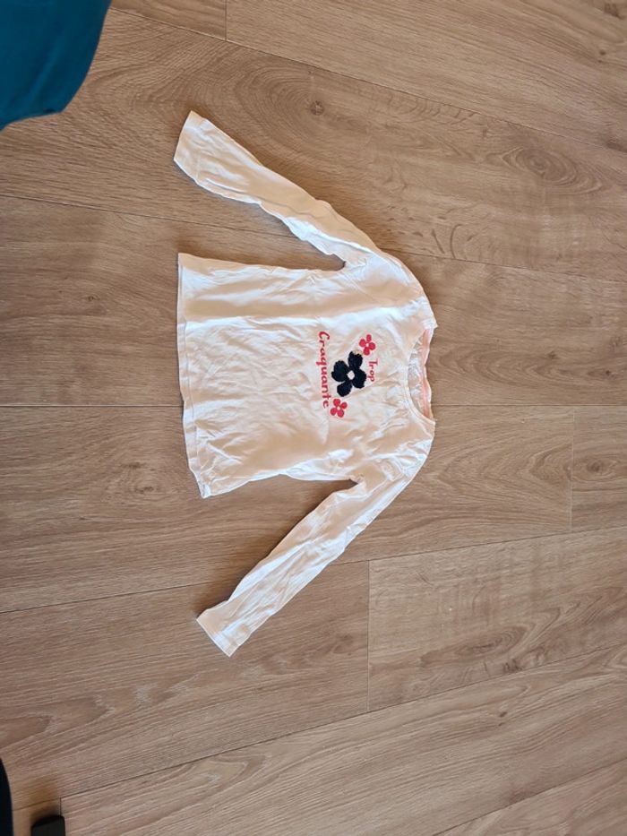 T-shirt neuf fpc 8ans