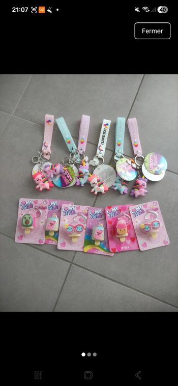 Lot de 12 surprises d anniversaire theme licorne neuve avec étiquette