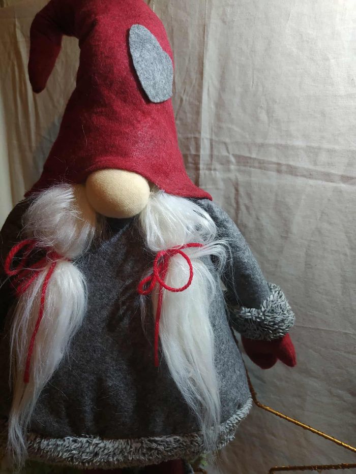 Lutin de Noel de 83 cm de haut.