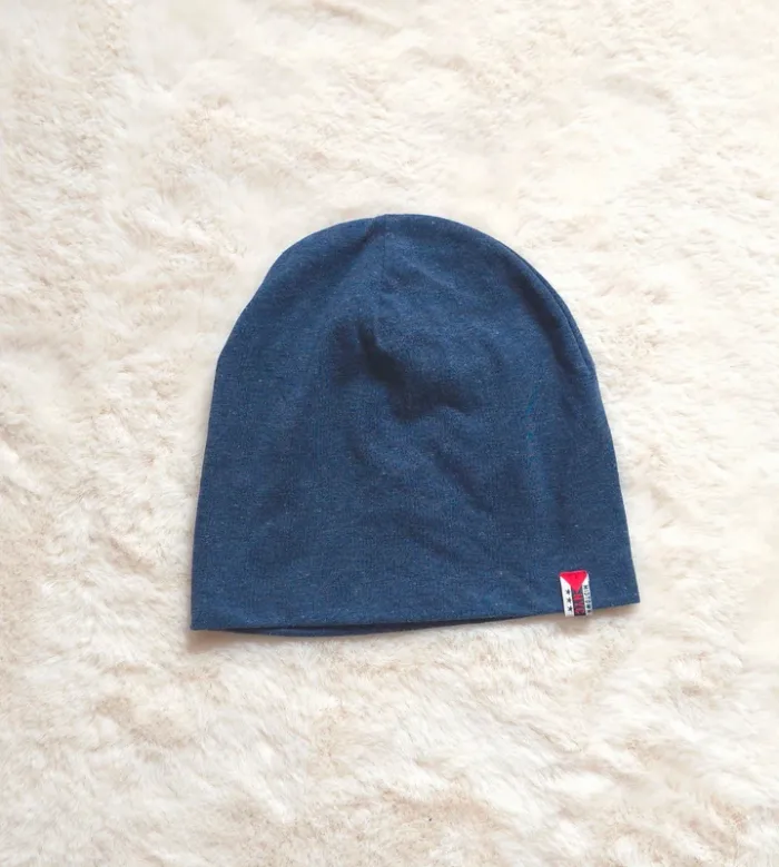 Bonnet 6-8ans tape a l'oeil