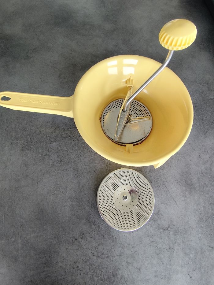 Presse purée neuf guillouard